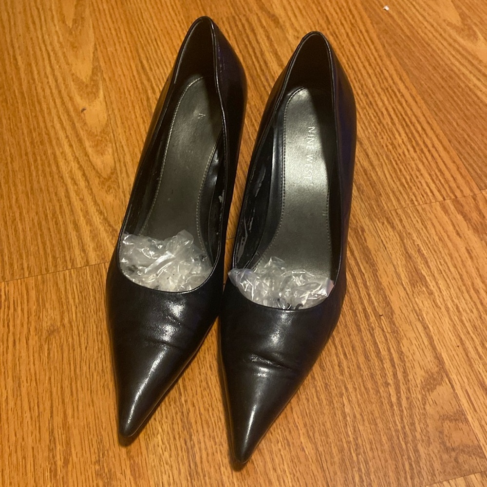 Black Pointy Heels